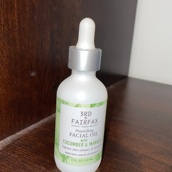 NWT 🛍 3rd + Fairfax Beauty Cucumber and Marula Facial Oil - Picture 1 of 1